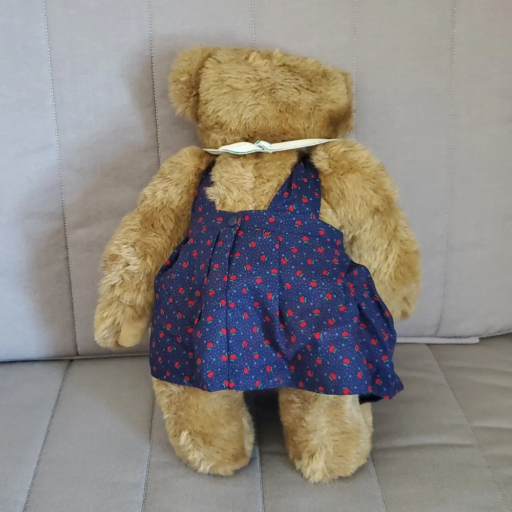 Vermont Teddy Bear Co. 16